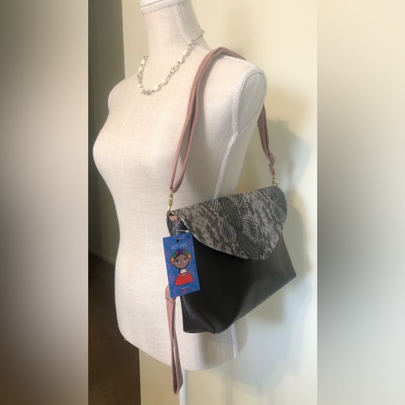 New - Picture 2 of 3